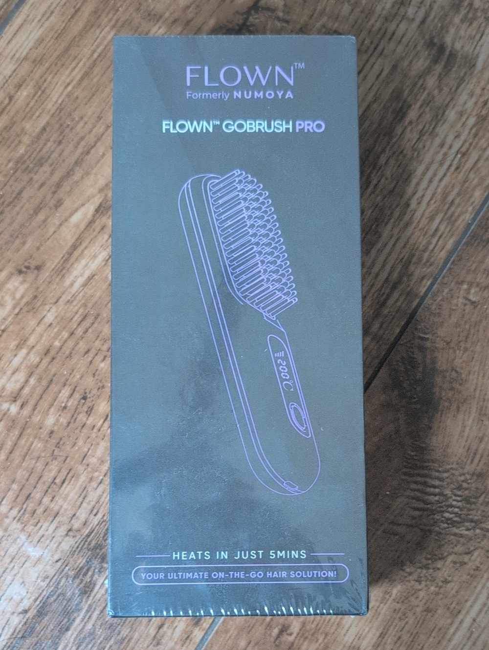 FLOWN GOBRUSH PRO Heated Styling Brush - Black